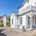 Strandstrasse 16 09 *