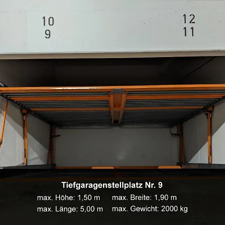 Strandstraße 16 09 *