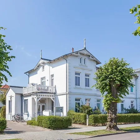 Strandstrasse 16 09 * Kuehlungsborn