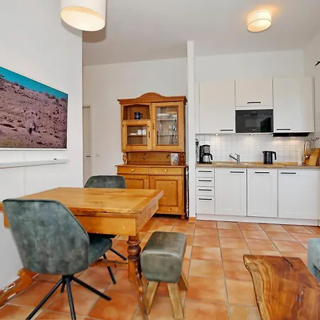 Apartment Strandstrasse 16 09